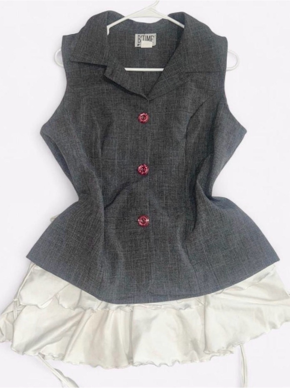 Women's Gray Sleeveless Vest with Pink Buttons